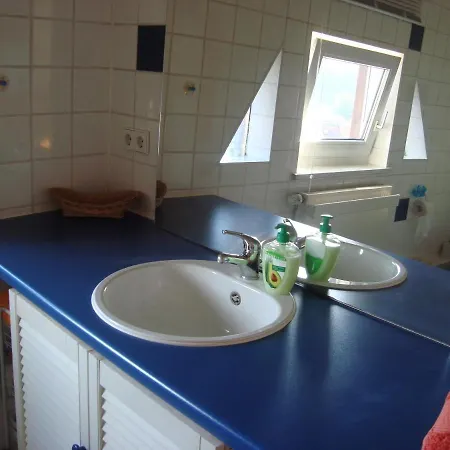 Dachgeschossappartement, Wochen-monatsweise * Fuldabruck